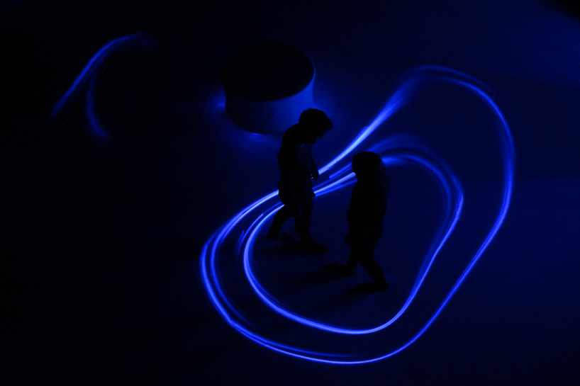 daan roosegaarde creates 'living membrane' installation for BMW art basel 2019 designboom SYNC