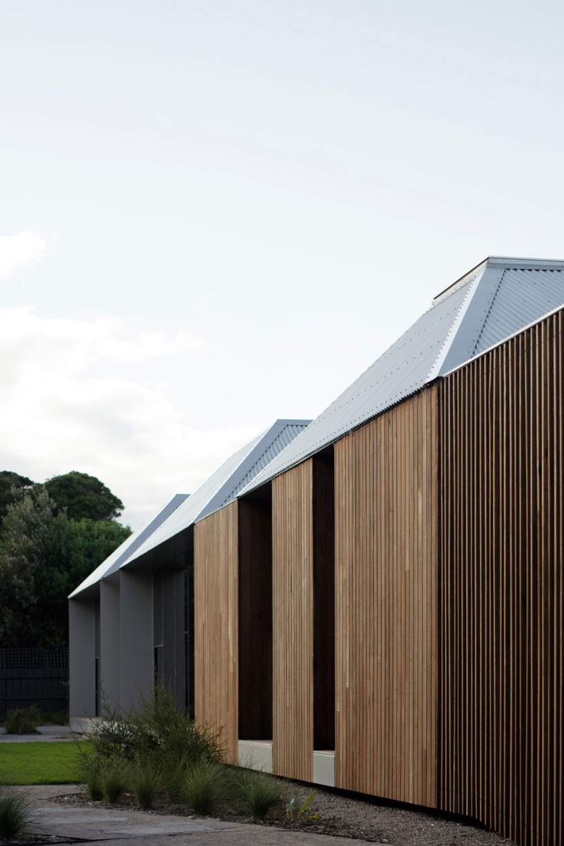 edition office builds monolithic residence of four interlinked pavilions in australia
