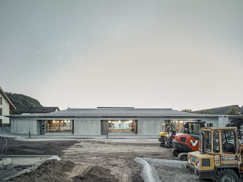 estrada reichen + malte kloes combine kindergarten with underground car park in switzerland - 7