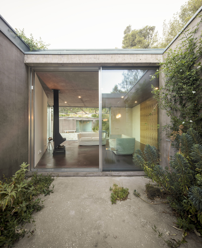 extrastudio twin houses