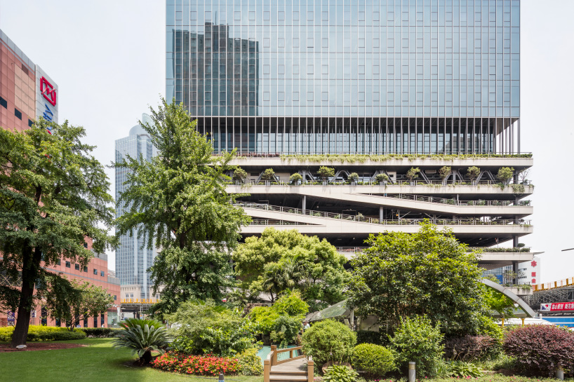 jacques ferrier sensual city studio T20