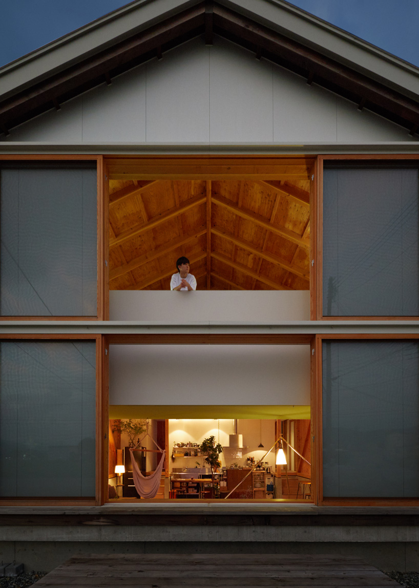 takeru shoji architects reconsiders all-season design in japanese wooden house