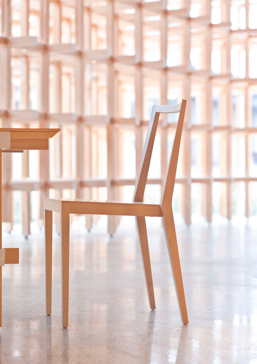 kengokumafurniturethatblendsintothesurroundingstimestyle