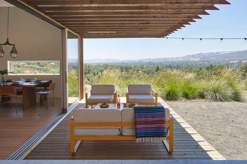 mork ulnes triple barn