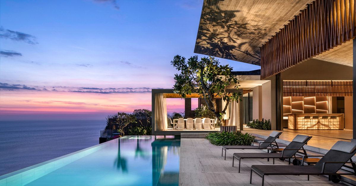 Form design idea #367: SAOTA blends indoor and outdoor space to form ‘uluwatu house’ in bali