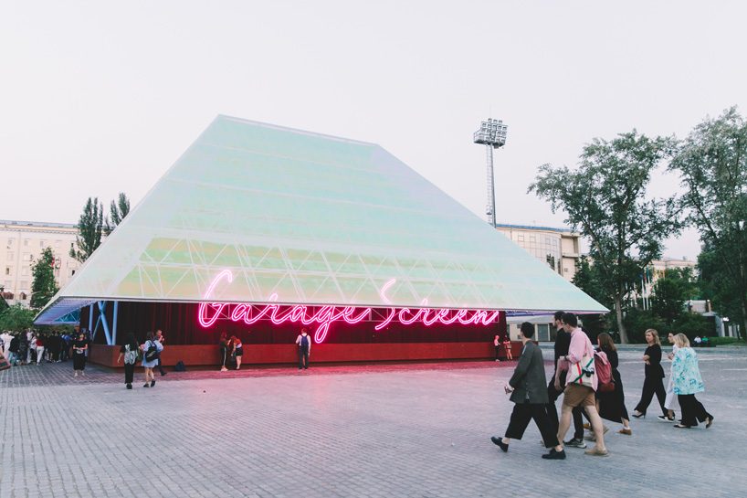 syndicate's reflective pyramid for garage museum's summer movie theater opens in moscow - 2