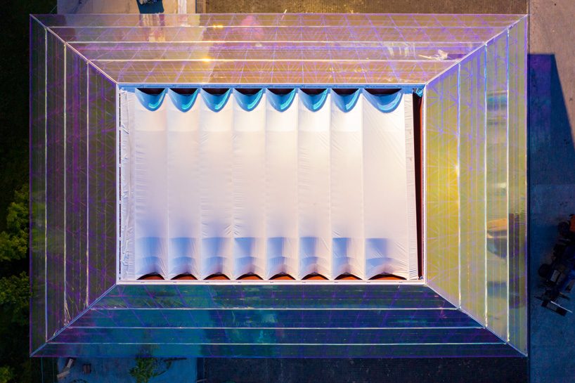 syndicate's reflective pyramid for garage museum's summer movie theater opens in moscow - 3