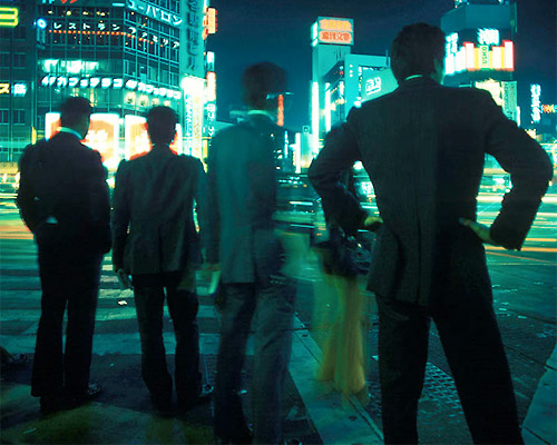 tokyo in the 1970s, a pre-blade runner city, amazing unseen photos by greg girard