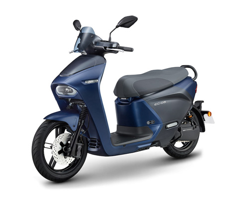 yamaha's latest electric scooter plugs into islandwide battery sharing network in taiwan