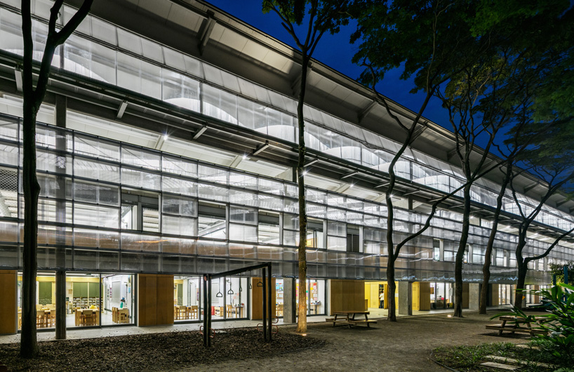 andrade morettin arquitectos + GOAA repurpose industrial sheds into beacon school in brazil - 2