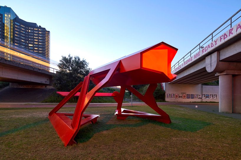 studio-frank-havermans-transit-shelter-amsterdam-07-09-2019-designboom