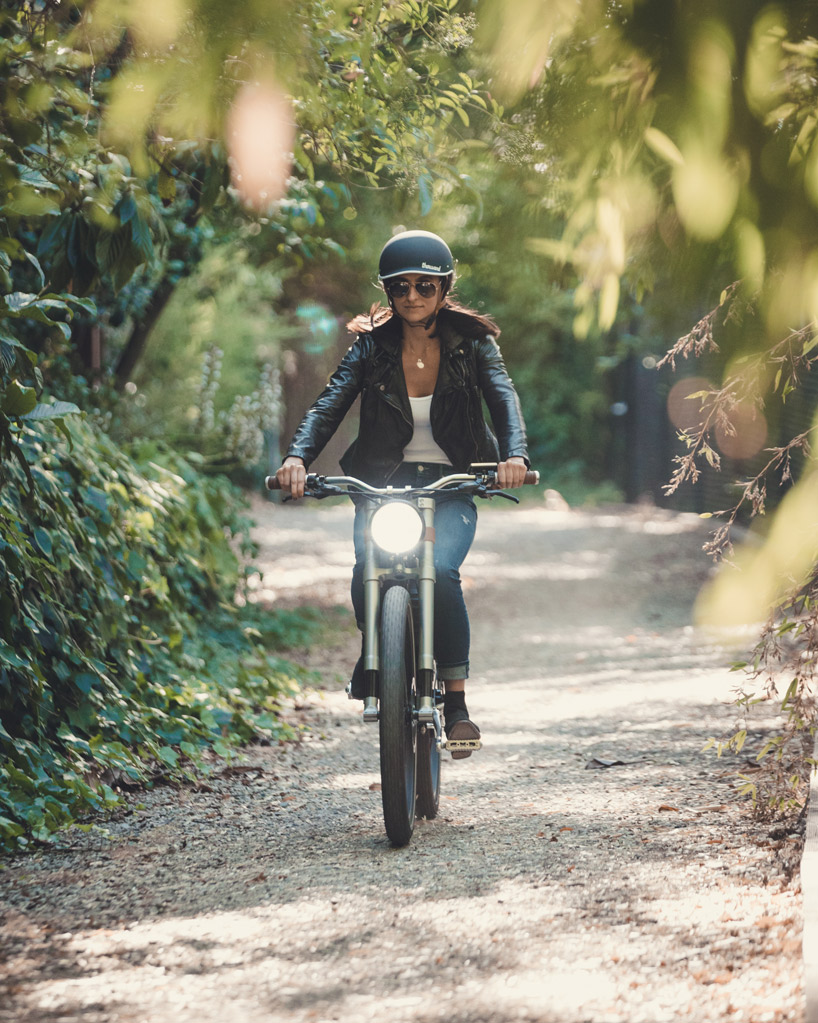 vintage-electric-roadster-throttle-bike-08-07-2019-designboom