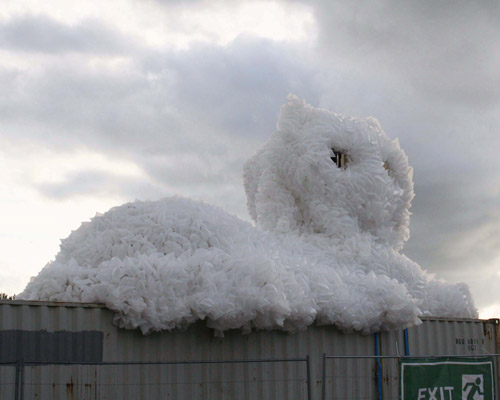 kaja haven builds a giant persian cat with laser machine eyes for copenhagen festival
