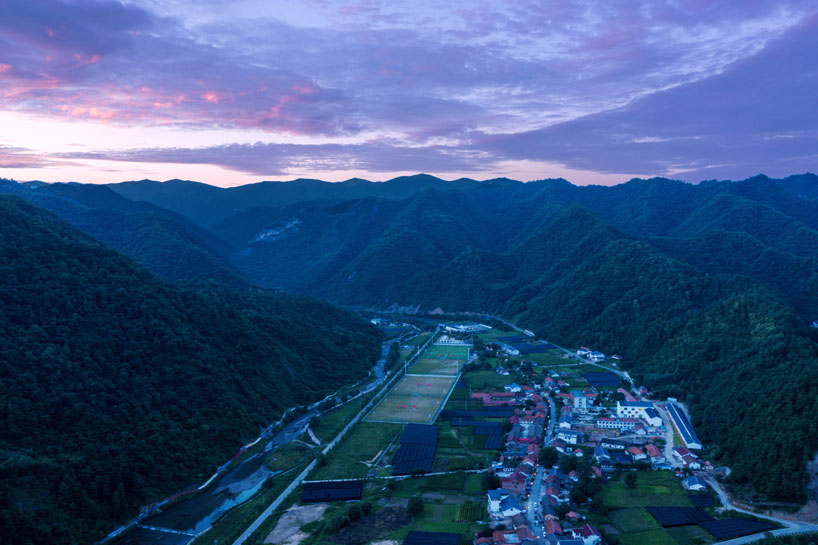 QI ekato meter cafeteria