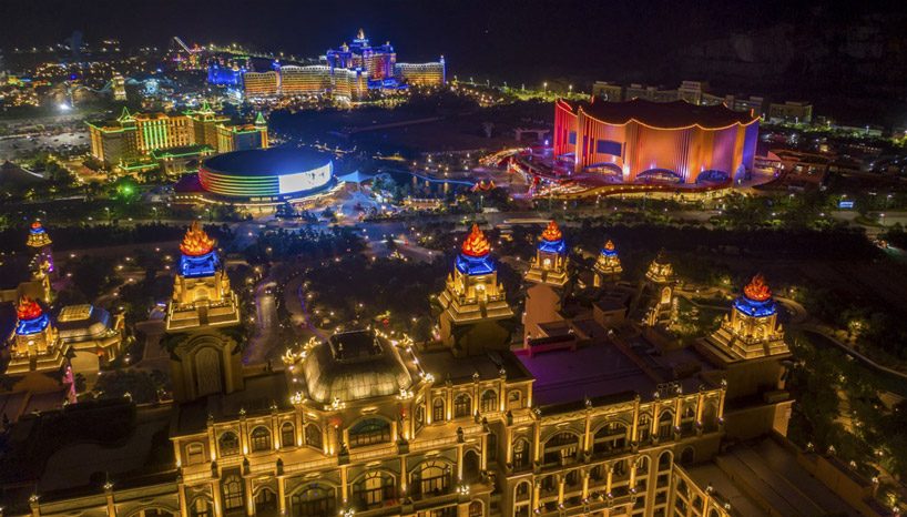 stufish wraps chimelong theater in a colorful undulating façade in china designboom