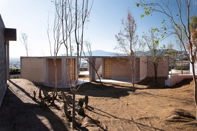zeller & moye connects box-like volumes to form sustainable housing in rural mexico designboom