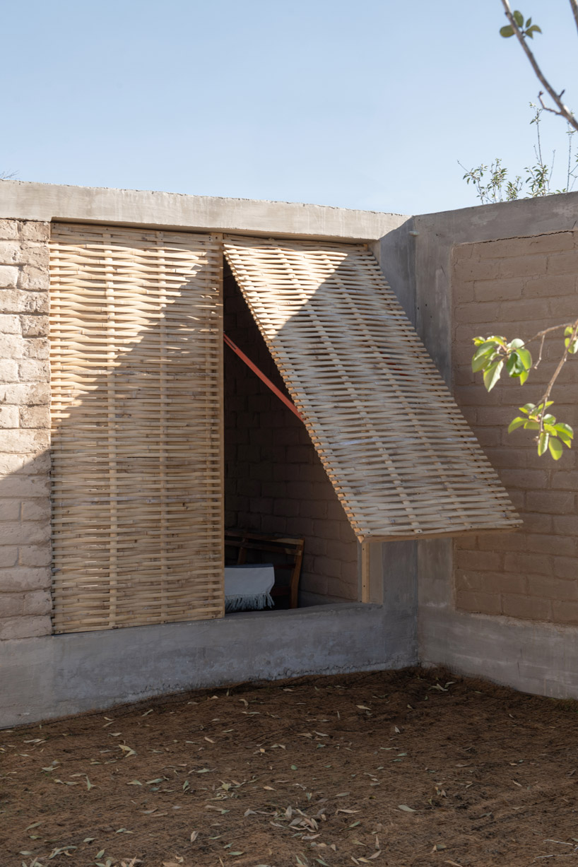 zeller & moye connects box-like volumes to form sustainable housing in rural mexico designboom