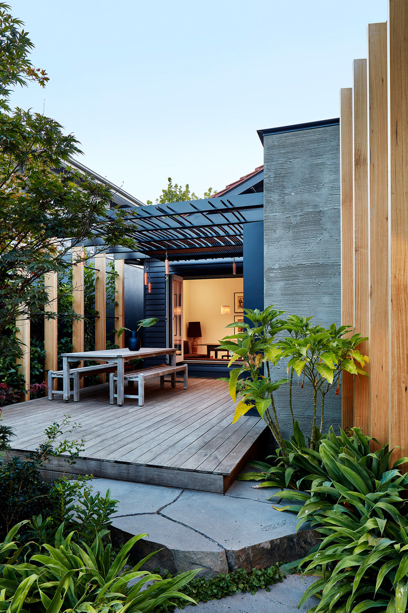 splinter society modernizes australian bungalow into an urban retreat - 4