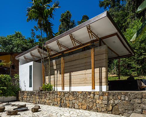 CRU! architects designs guesthouse in brazil of rammed earth and bamboo