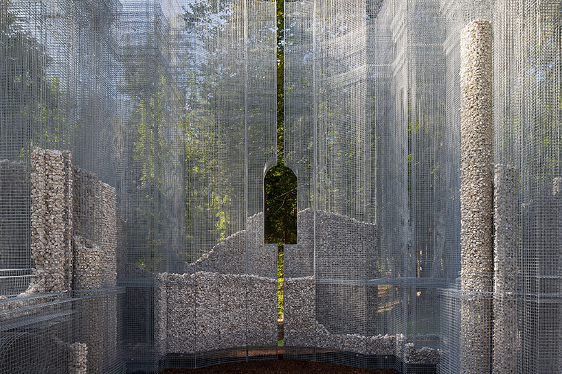 edoardo tresoldi simbiosi: rebuilding a ruin at arte sella