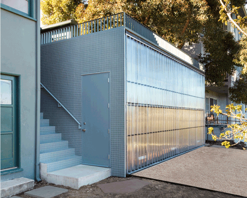 FAR adds artist's studio clad in translucent folding façade to los angeles house