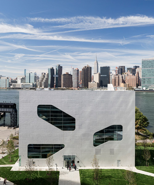Steven Holl Architects Completes Hunters Point Library In Queens