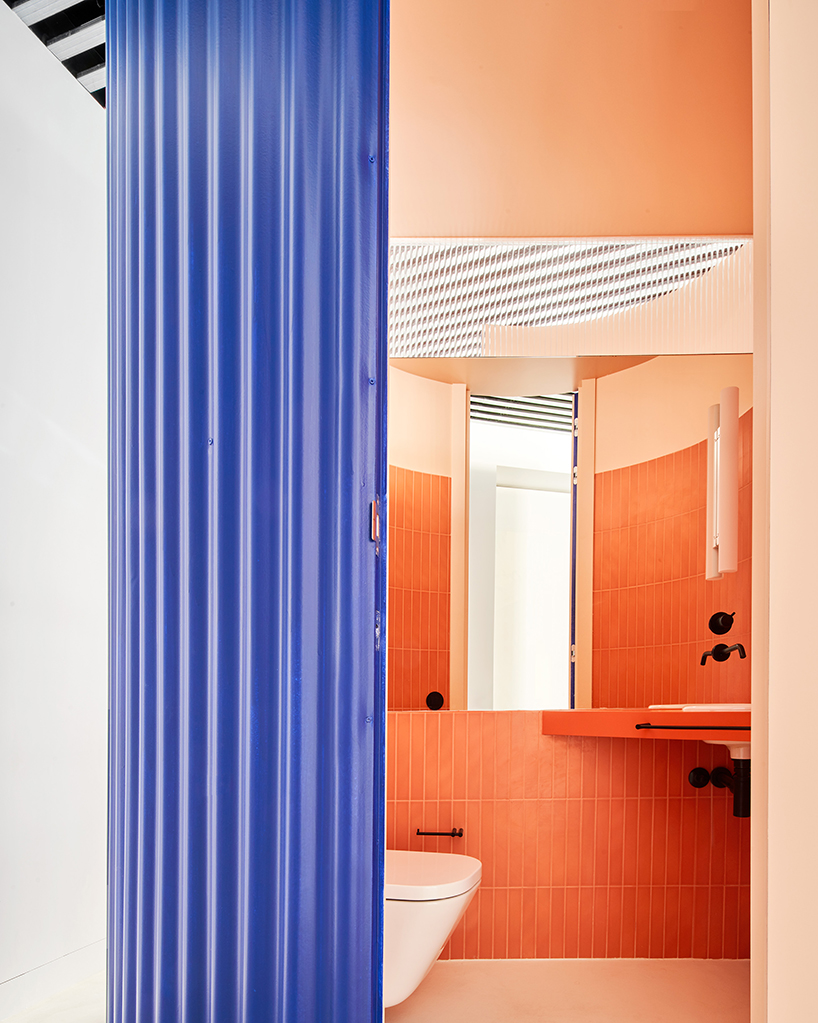 lucas y hernández gil adds artificial interior landscape to madrid's casa A12