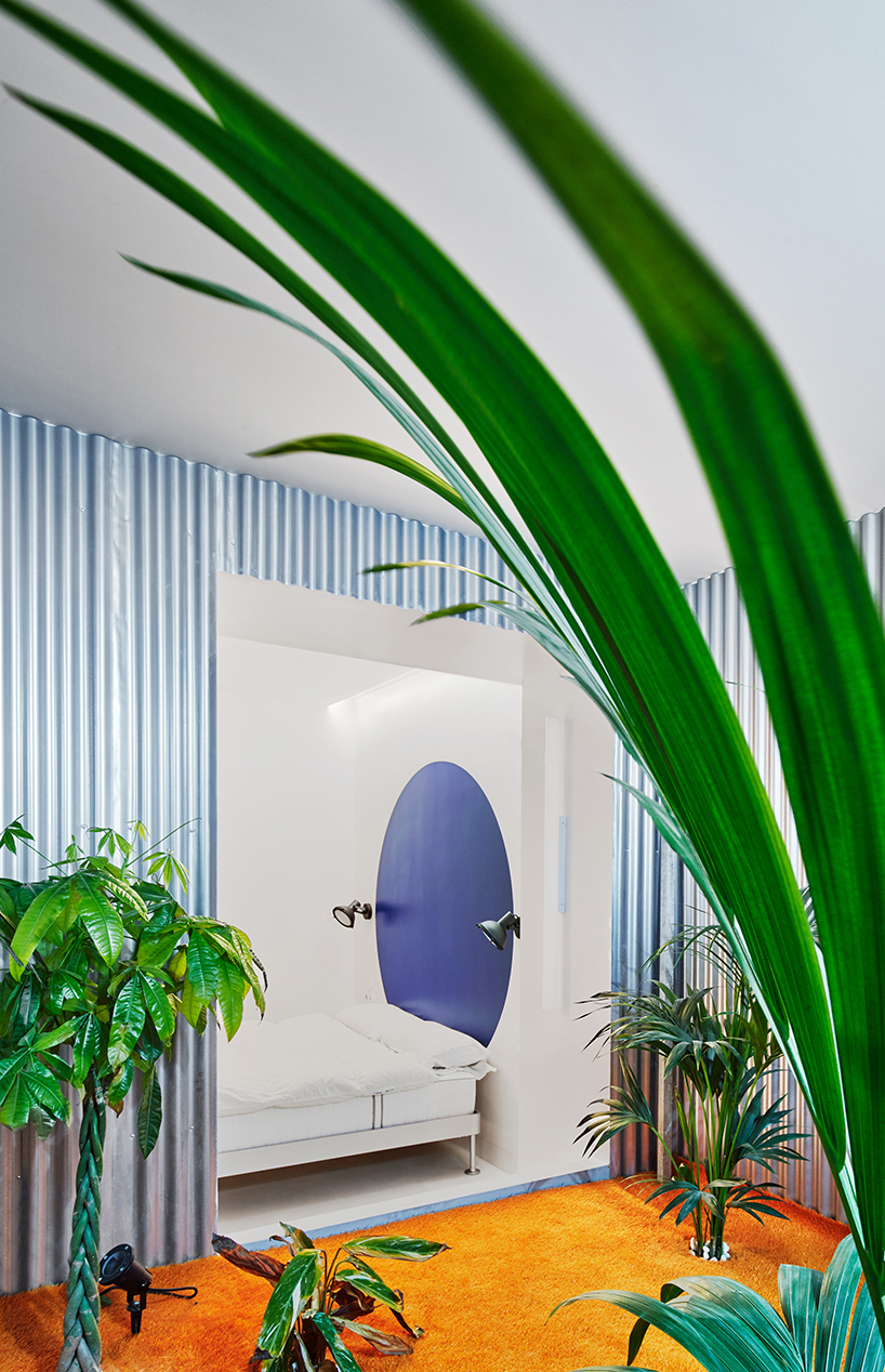 lucas y hernández gil adds artificial interior landscape to madrid's casa A12