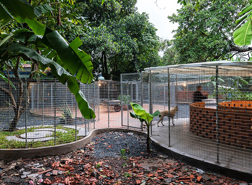 the circular plan intends to create softness and stimulate the sense of