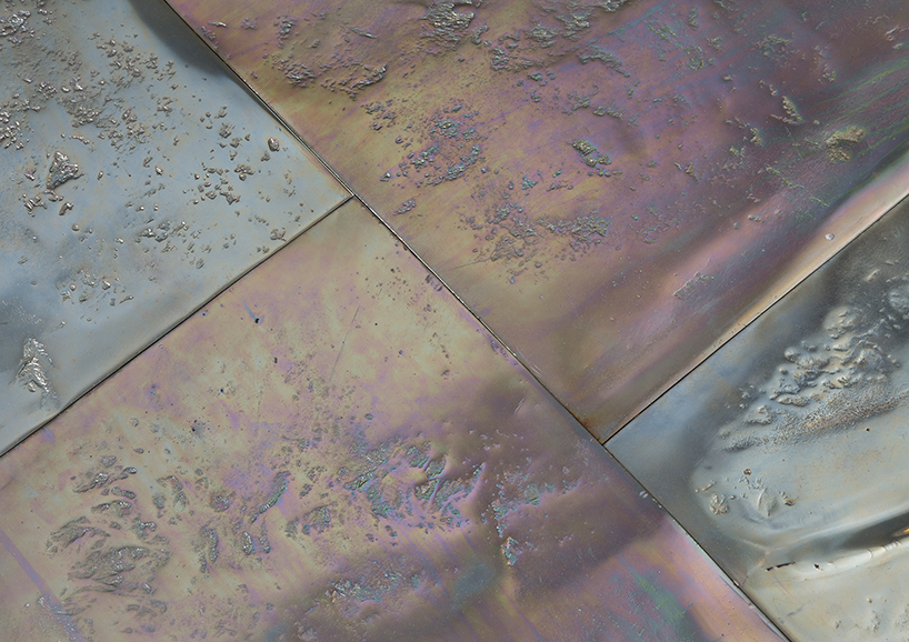 vincenzo de cotiis éternel unveils iridescent pieces at carpenters workshop gallery in paris