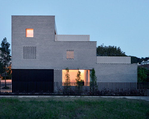 OFIS completes 'step level house' on the outskirts of ljubljana's city center