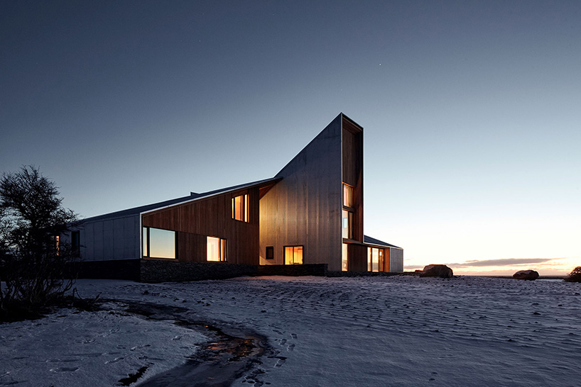 RDR architectes renovates and expands 'morro chico' ranch in argentinian patagonia - 3