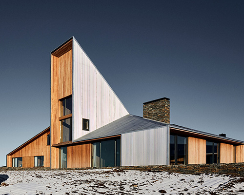 RDR architectes renovates and expands 'morro chico' ranch in argentinian patagonia