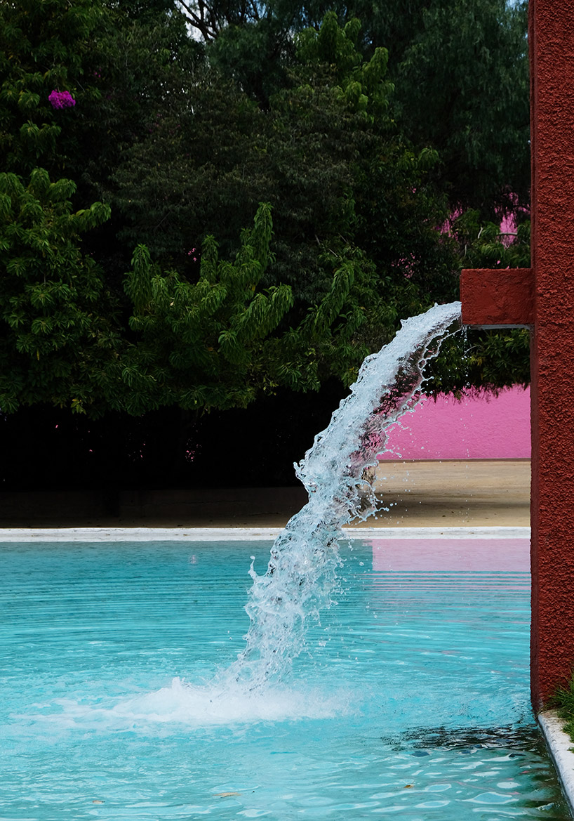 luis barragán's equestrian estate and pool cuadra san cristóbal in mexico city