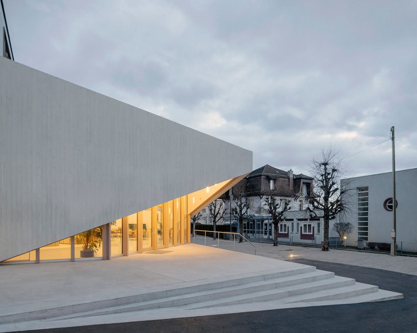 LOCALARCHITECTURE adds geometric extension to lausanne's new apostolic church