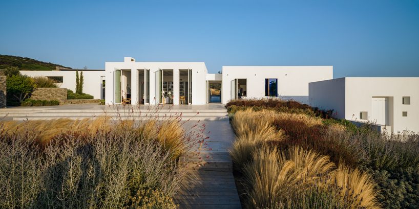 react architects steps 'the gaze' house into idyllic greek island landscape designboom