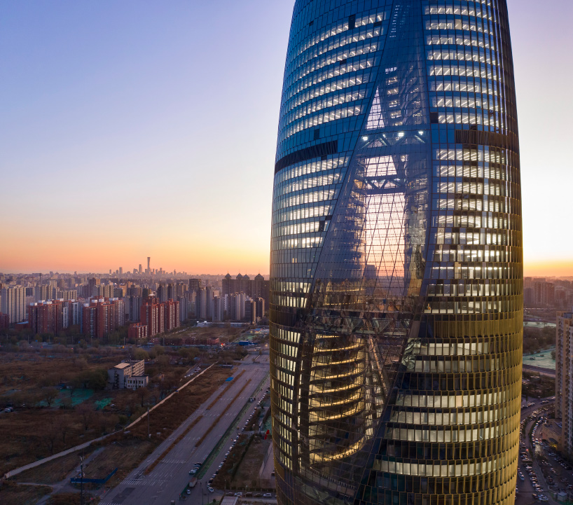 zaha hadid architects completes 'leeza SOHO tower' in beijing - 4
