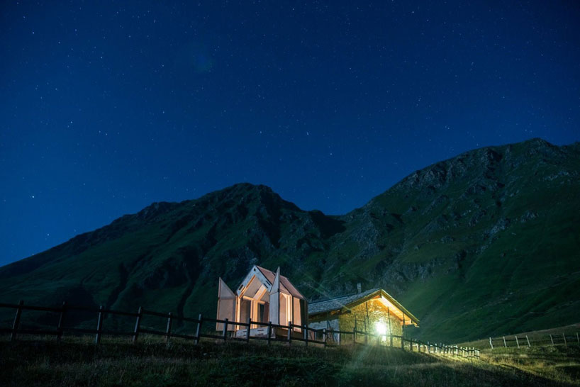 the immerso retreat is a transparent cabin for camping under the stars - 7