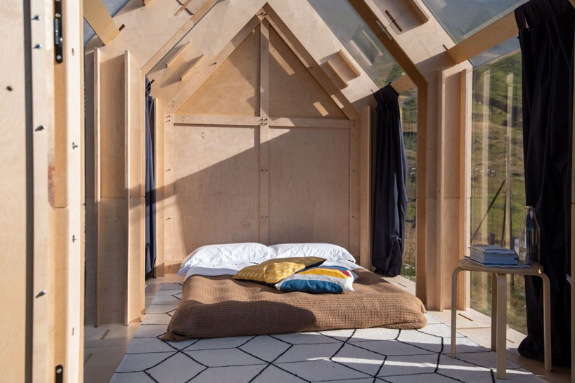 the immerso retreat is a transparent cabin for camping under the stars - 6