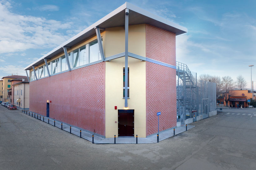 iosa ghini associati builds a youth center as part of post-earthquake restoration in italy designboom