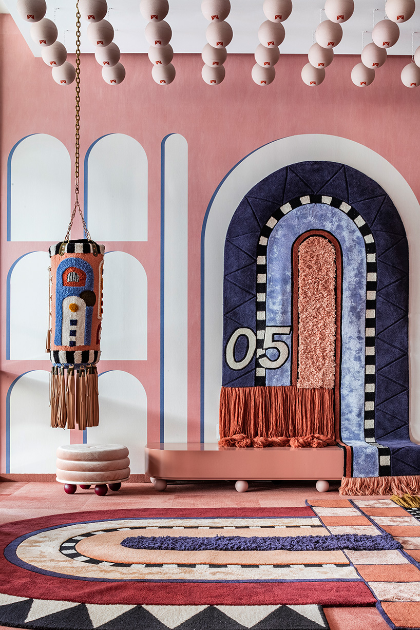 moniomi crafts ping pong table + basketball hoop from marble at CASACOR