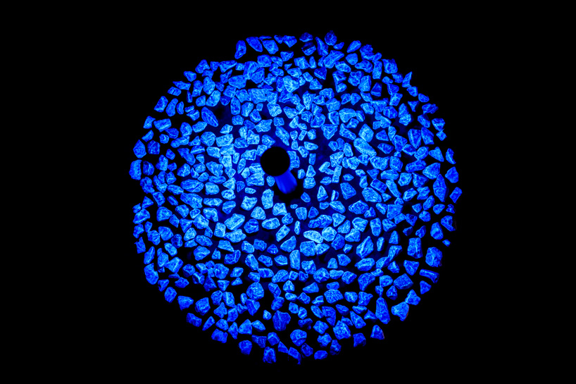 studio roosegaarde holocaust monument lights rotterdam with 104,000 luminescent stones