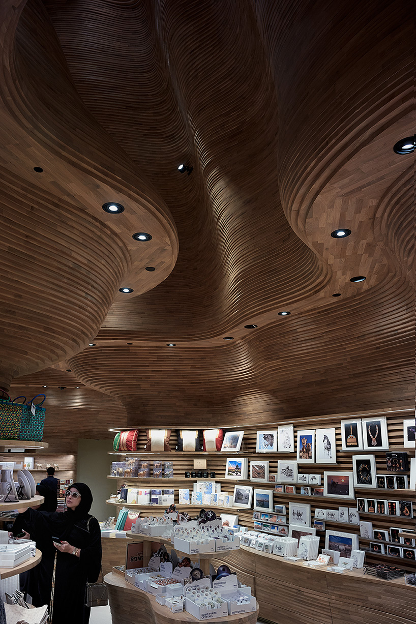 julien lanoo museum qatar