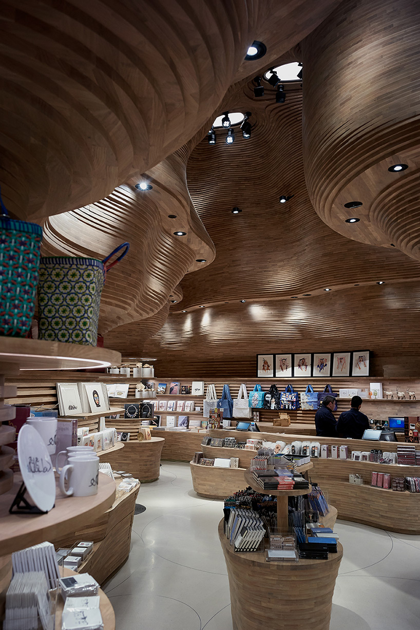 julien lanoo museum qatar