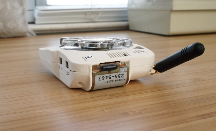 space engineer builds distraction-free rotary cellphone using vintage dial - 2
