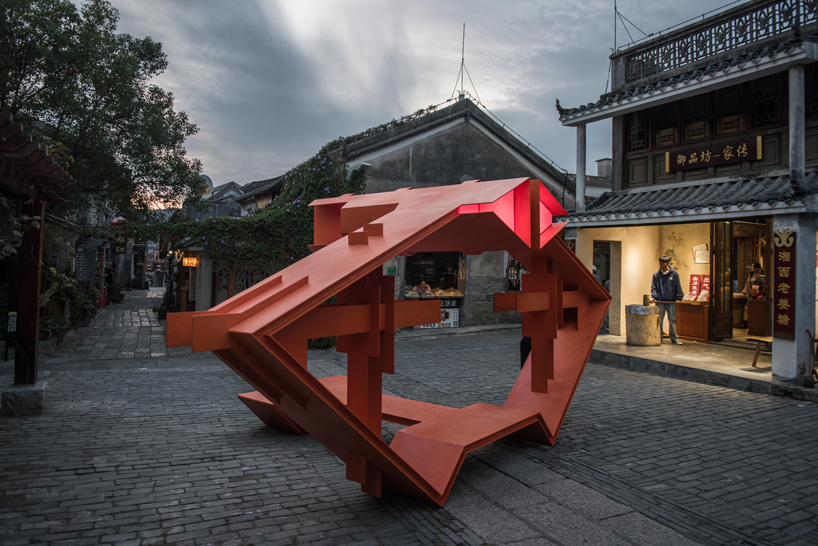 studio frank havermans designs 'social magnet' installation for shenzhen biennale designboom