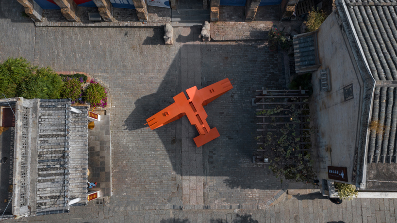 studio frank havermans designs 'social magnet' installation for shenzhen biennale designboom