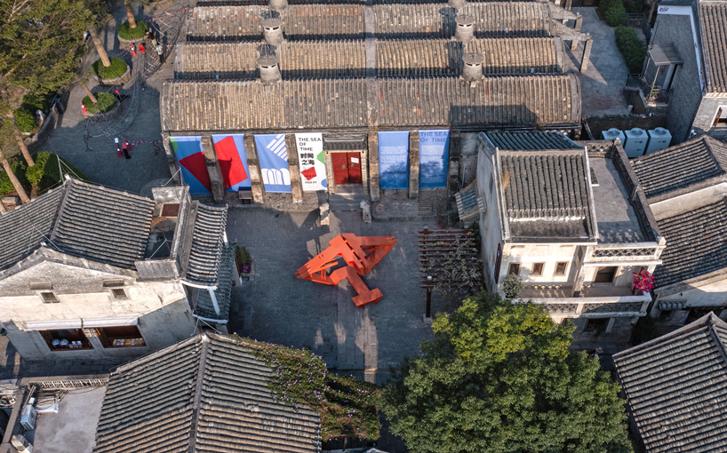 studio frank havermans designs 'social magnet' installation for shenzhen biennale designboom