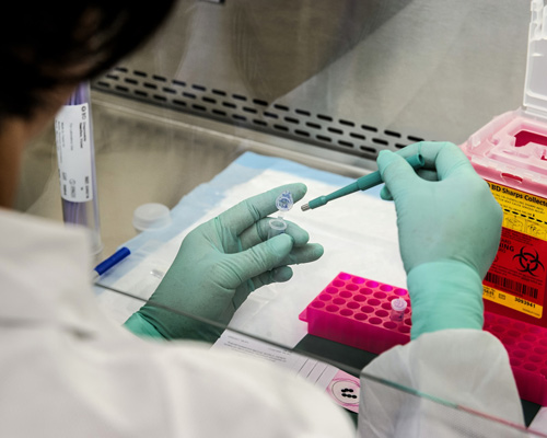 UK scientists develop smart device that can test for COVID-19 at home