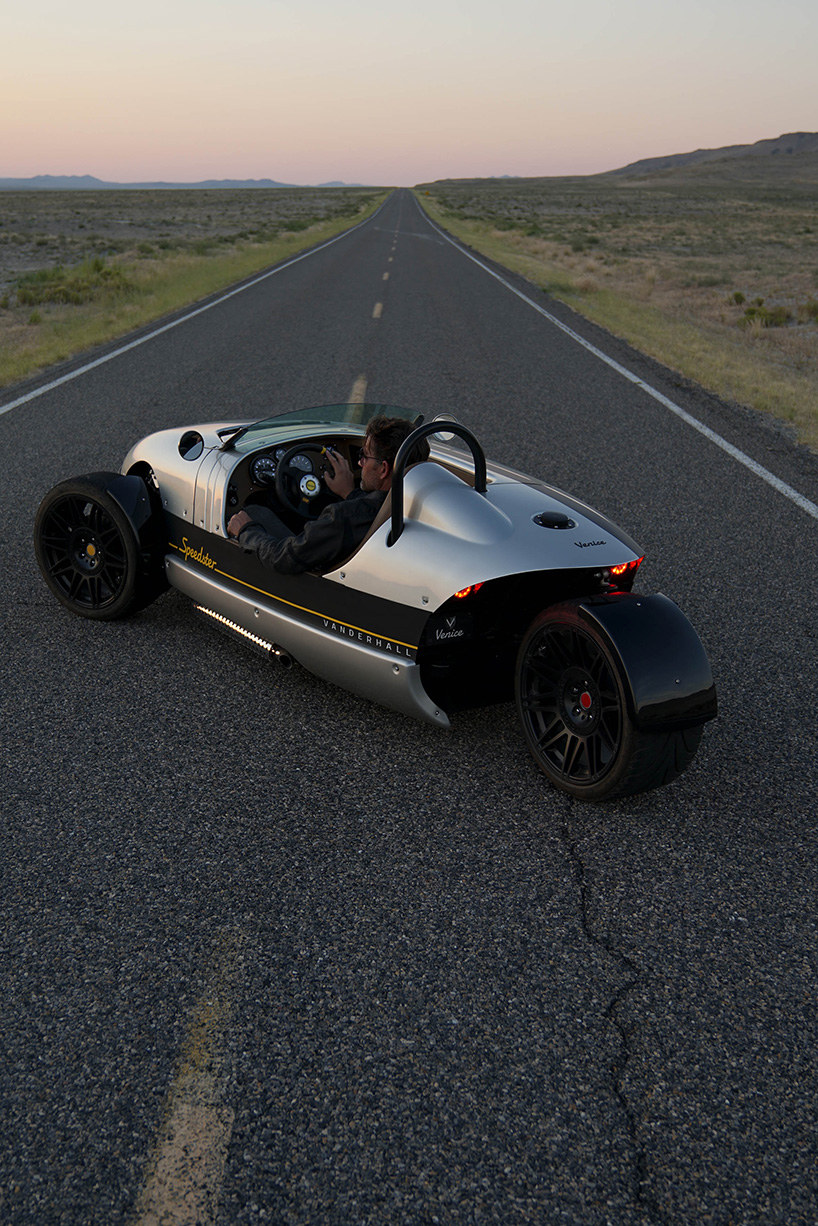 the vanderhall venice GT is a half car, half motorcycle nostalgic roadster - 8